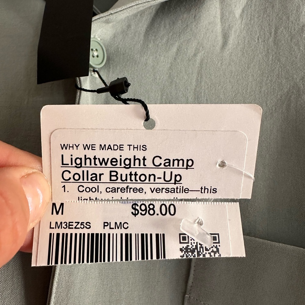 NWT Lululemon Lightweight Camp Collar Button-Up Size M - Picture 2 of 10